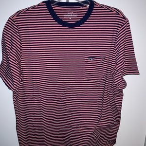 Men’s vineyard vines t-shirt